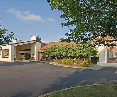 Holiday Lodge Hotel Oak Hill Extérieur photo